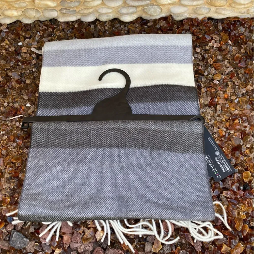 V. FRAAS GREY GRID STRIPED CASHMINK SCARF. NWT